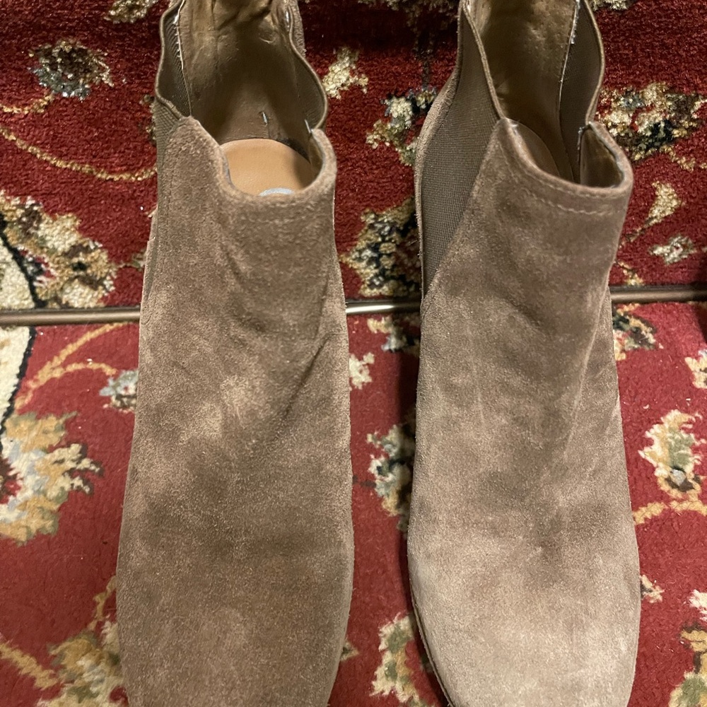 Jessica Simpson Tan Suede Platform Shoes